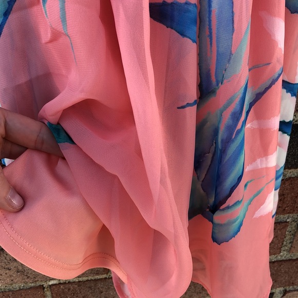 SOLD Show me your Mumu Olympia pink palm romper - Picture 8 of 10